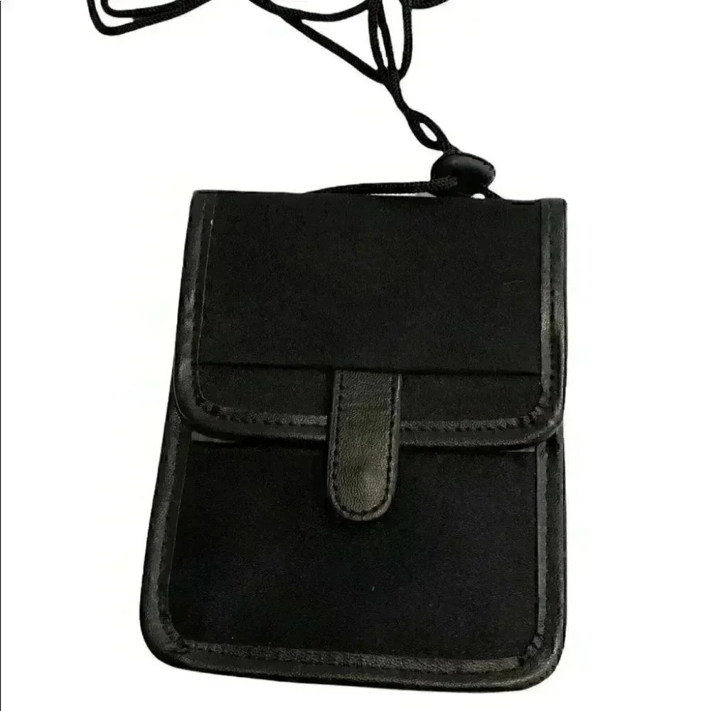 Travelon bag